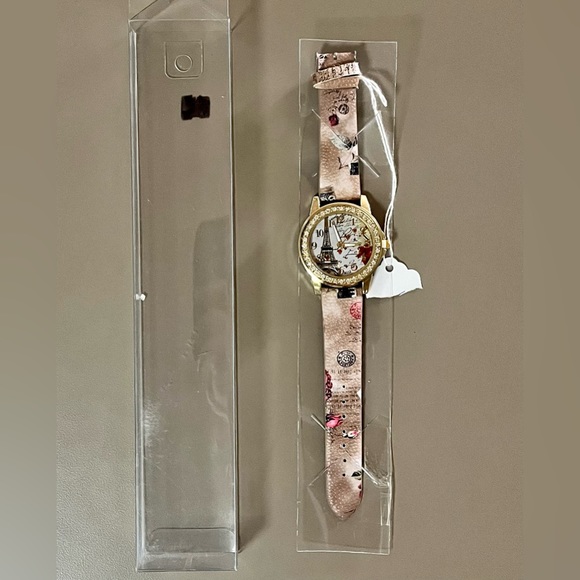Pink Watch - Picture 4 of 6